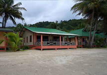 Air-con Beach Front (4 persons)