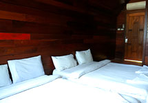 Bungalow Thai Style Beach Front (6 persons)